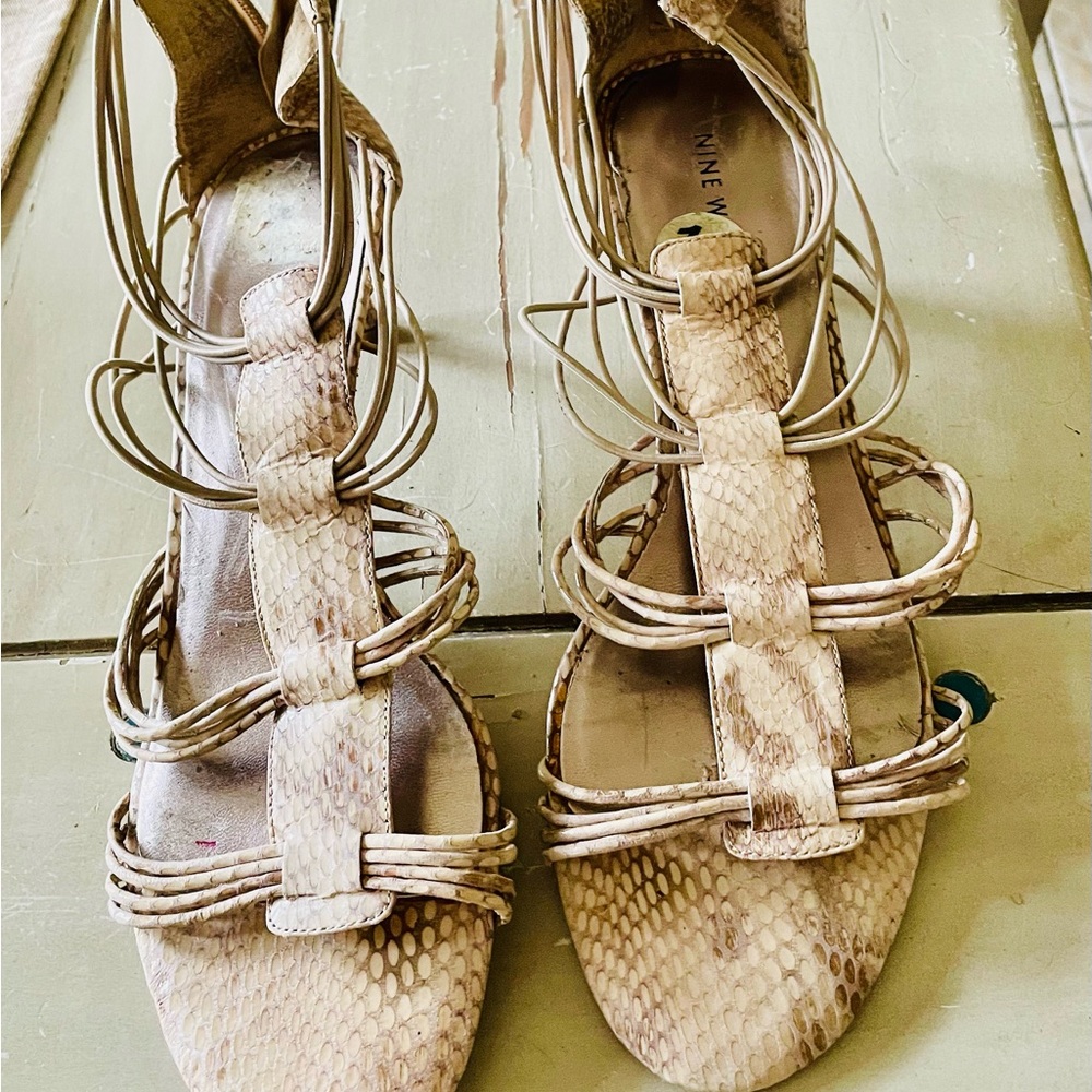 Spring has Sprung.  Bring it in, in  these Snake Skin Sandals!
